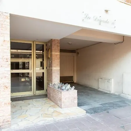 A10 - 1 Bdr Heart Of Juan Les Pins 5 Min Sea - Ac & Balconies Antibes